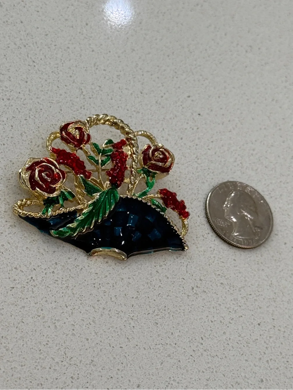 Gold-Tone Floral Fan Brooch with Red Roses and Green Leaves